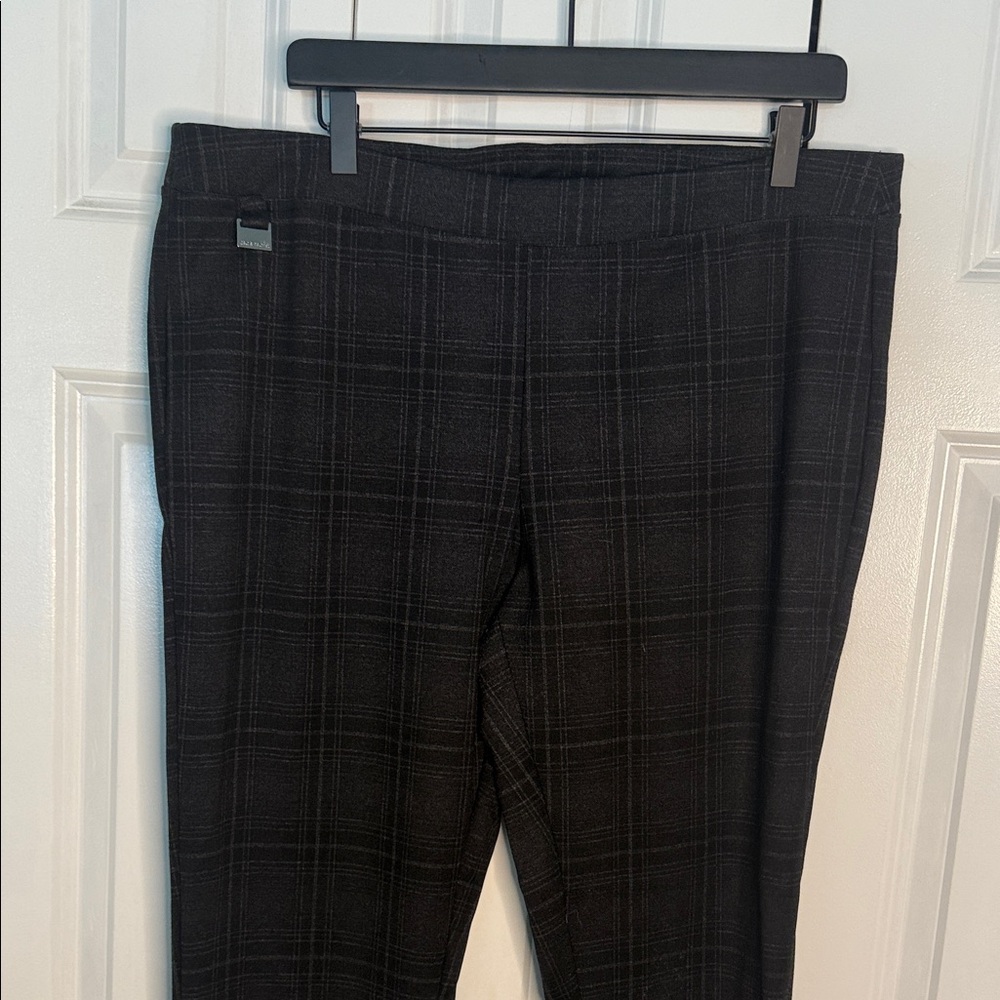Zac & Rachel Women’s Charcoal Plaid Dress Pants